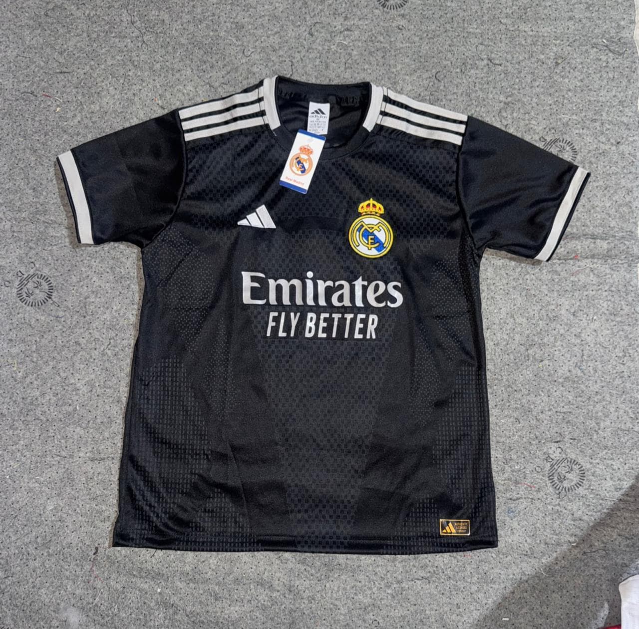 Camisa Real Madrid Modelo 2